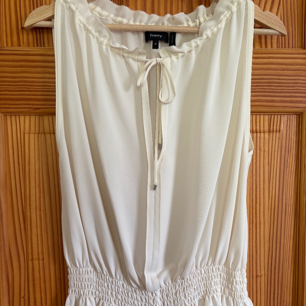 Theory Dezzie Classic Silk top
